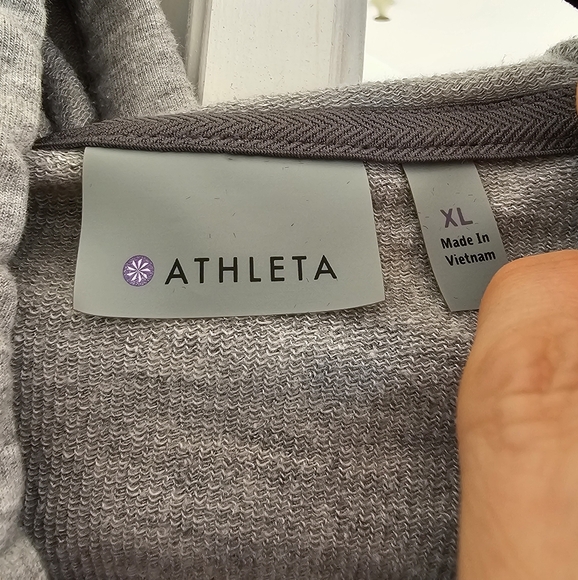 Athleta Idyllwild Hoodie in grey - Picture 3 of 6